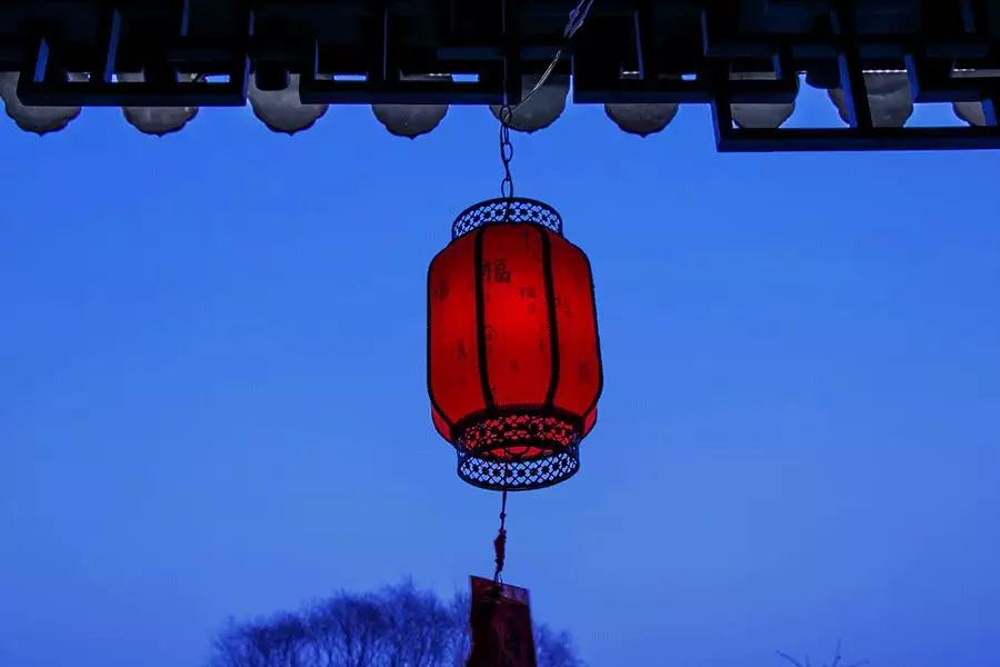 南北特祝全市人民中秋闔家幸福，團(tuán)圓美滿！